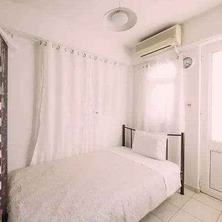 Yiannis' Maizonette - Happy 펜션 *