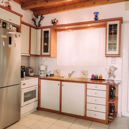 Yiannis' Maizonette - Happy * 올림피아