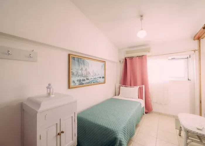 Casa de Férias Yiannis' Maizonette - Happy